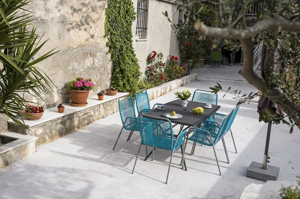 Diocletian Garden Centar Apartman Split